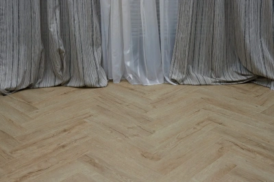 Кварцвиниловая плитка SPC Steinholz Herringbone Танне
