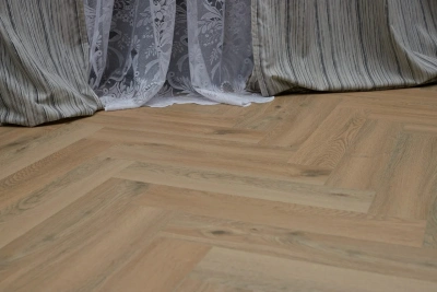 Кварцвиниловая плитка SPC Steinholz Herringbone Бреннер