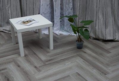 Кварцвиниловая плитка SPC Steinholz Herringbone Дахштайн