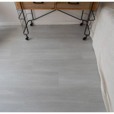 Кварцвиниловая плитка SPC VinilPol Дуб Равенна