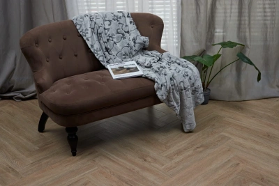 Кварцвиниловая плитка SPC Steinholz Herringbone Ульрих