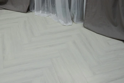 Кварцвиниловая плитка SPC Steinholz Herringbone Амбрас