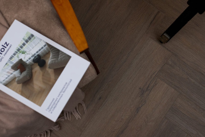 Кварцвиниловая плитка SPC Steinholz Herringbone Либе