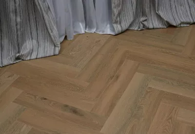 Кварцвиниловая плитка SPC Steinholz Herringbone Тироль