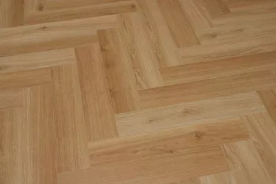 Кварцвиниловая плитка SPC Steinholz Herringbone Халлайн